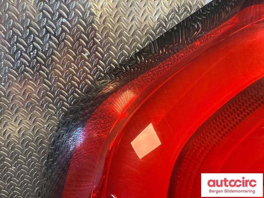 Baklykt venstre til Mercedes Citan 2021-->> (W420) (W420) (MERCEDES|A 420 906 13 00|)
