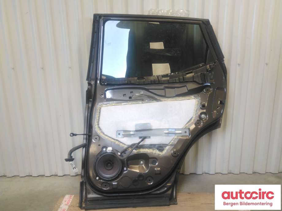 Dør høyre bak til Nissan Qashqai 2014-2021 (Type II) (NISSAN|H2100HV0MA|H21004EAMA|)