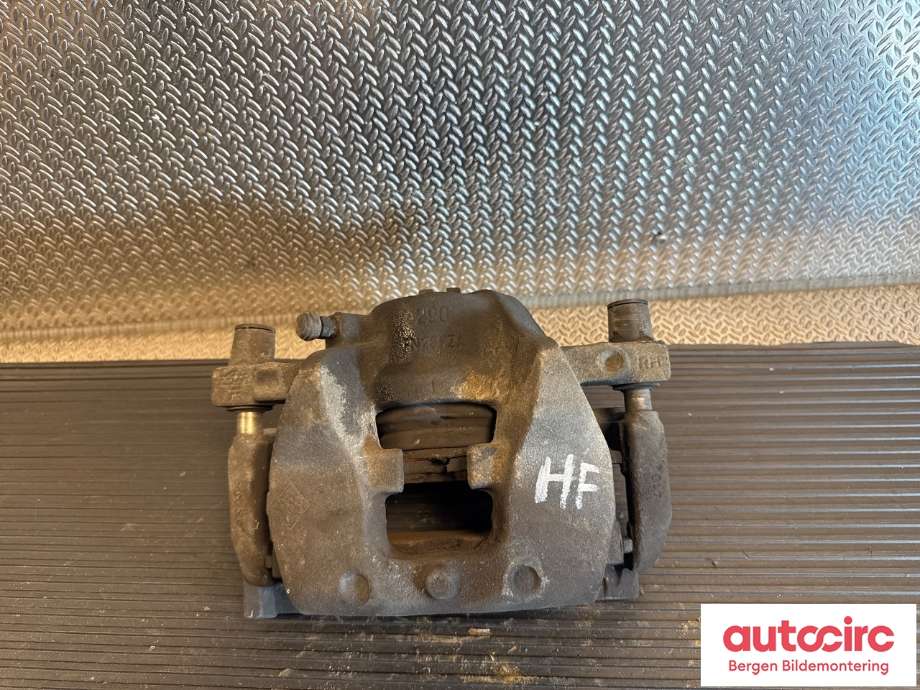 Bremsecaliper høyre foran til Mercedes Citan 2021-->> (W420) (W420) (MERCEDES|A 420 420 61 00|)