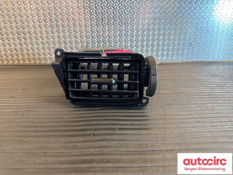 Dashbord friskluftdyse til Nissan NV200 2010-2019 (NISSAN|687514FA0A|)