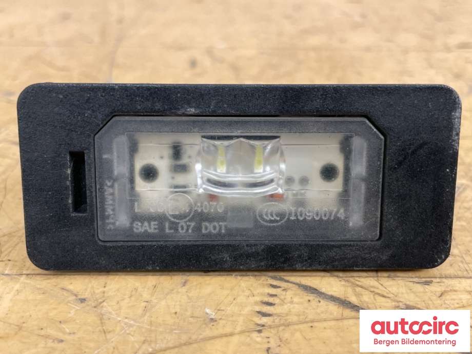 Skiltlys til BMW 4-Serie 2013-2020 (F32/F33/F36) (F32/F33/F36) (BMW|63 26 7 193 293|7193293)
