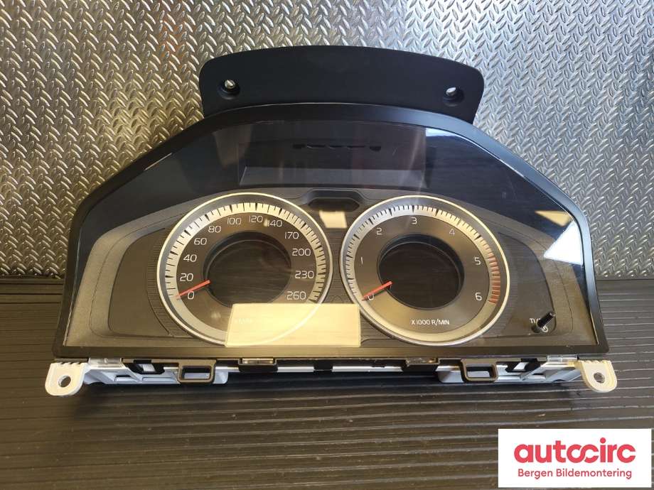 Instrumentpanel til Volvo XC60, 2008-2013 (Type I, Fase 1) (VOLVO|36001836)