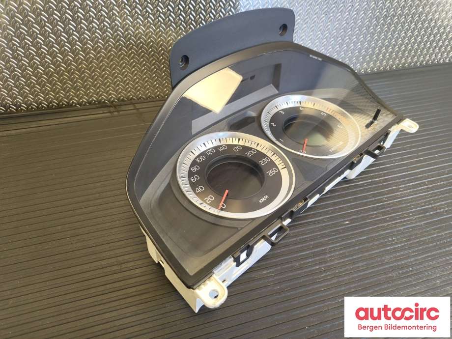 Instrumentpanel til Volvo XC60 2008-2013 (Type I, Fase 1) (VOLVO|36001836|)