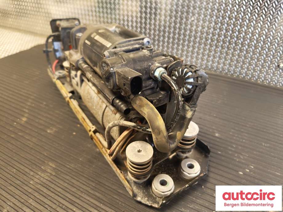 Kompressor nivå/luft til BMW 5-Serie 2010-2017 (F10/F11) (F10/F11) (BMW|37 20 6 875 176|)