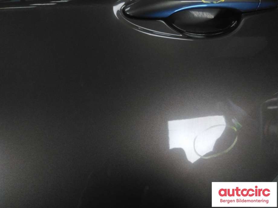 Dør venstre bak til Nissan Qashqai 2014-2021 (Type II) (NISSAN|H2101HV0MB|H21014EAMA|)