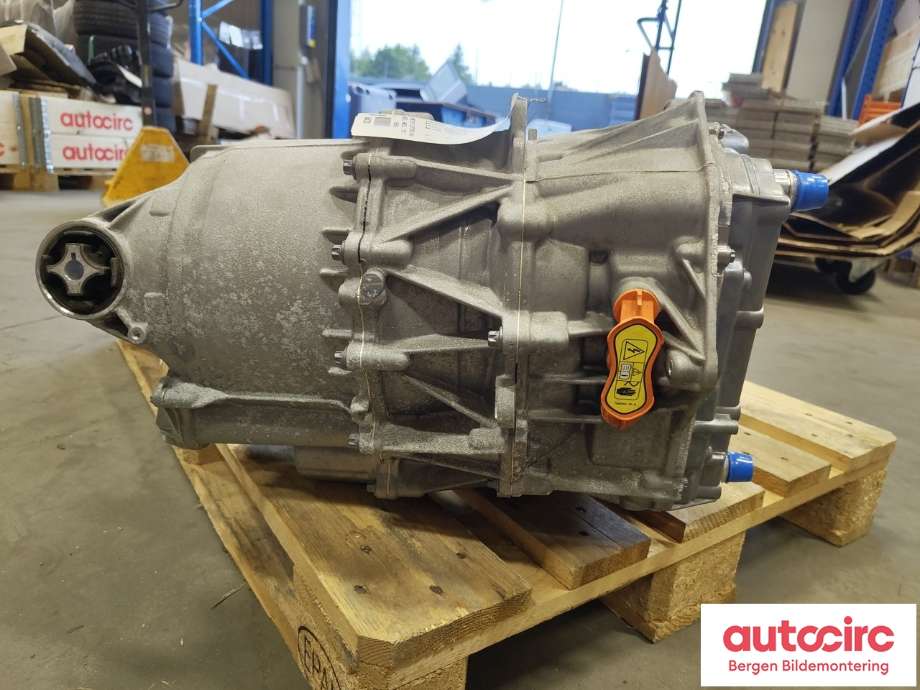 Motor elbil bak til Tesla Model Y 2021-2024 (Type I)  (TESLA|1663000-DL-A|)