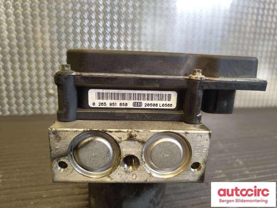 ABS sentral til Mercedes E-Klasse 2009-2013 (Fase 1) (W212) (W212) (MERCEDES|A 212 431 56 12|A 218 431 33 12|)
