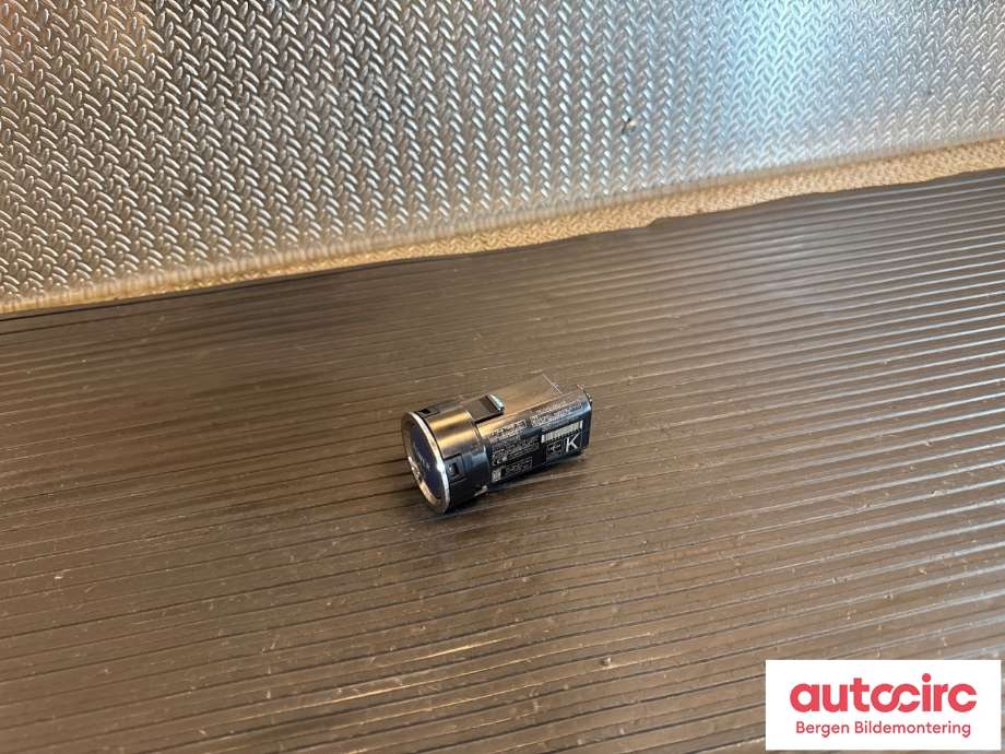 Bryter start/stopp til Toyota Yaris 2014-2020 (Type III, Fase 2) (TOYOTA|8961102111|)