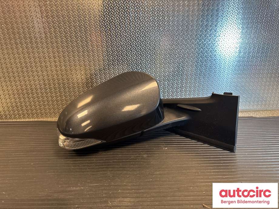 Speil høyre til Toyota Yaris 2014-2020 (Type III, Fase 2)  (TOYOTA|879100D580|)
