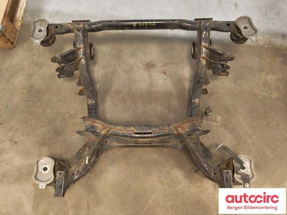 Travers bak til VW ID.4 2020-->>  (VOLKSWAGEN|1EA 505 235 AR|1EA 505 235 BN|1EA 505 235 CC)