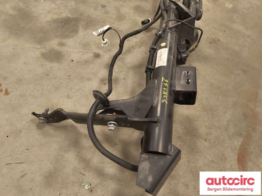 Hengerfeste til VW ID.4 2020-->> (VOLKSWAGEN|11A 803 881 D|11A 803 881 L|)