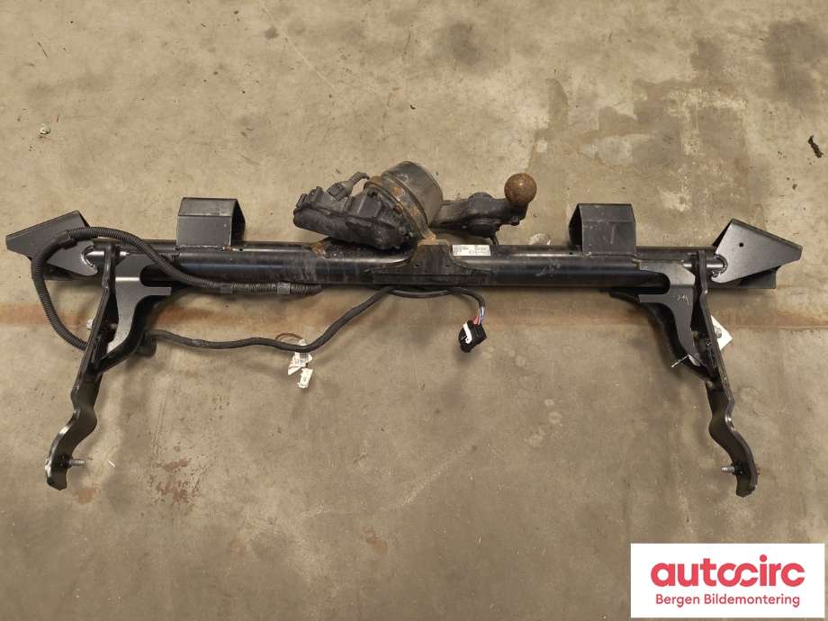 Hengerfeste til VW ID.4 2020-->> (VOLKSWAGEN|11A 803 881 D|11A 803 881 L|)
