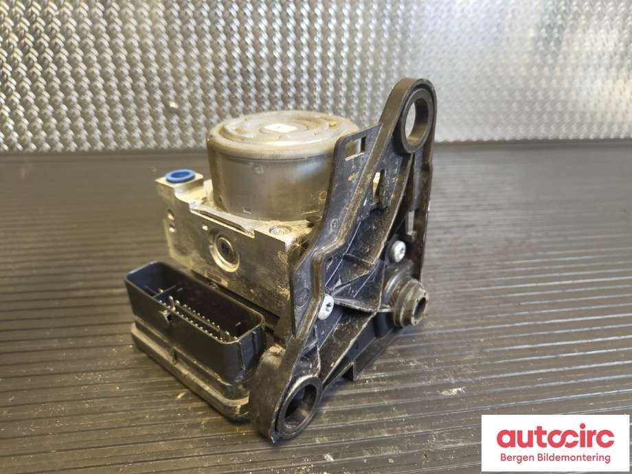 ABS sentral til VW Golf VII 2012-2017 (Fase 1) (VOLKSWAGEN|5Q0 614 517 CL|)