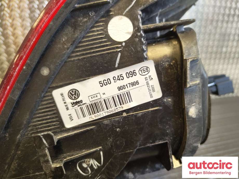Baklykt høyre til VW Golf VII 2012-2017 (Fase 1) (VOLKSWAGEN|5G0 945 096 M|)