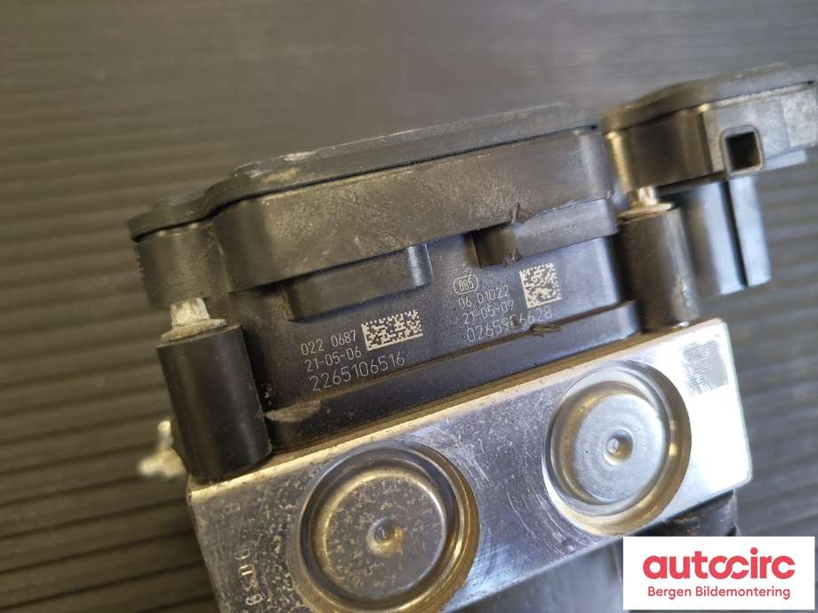 ABS sentral til Dacia Duster 2018-2024 (Type II)  (DACIA|476605586R|)