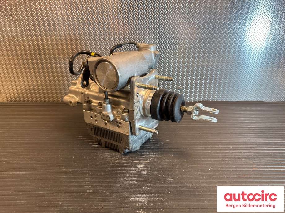 ABS sentral til Toyota Yaris 2014-2020 (Type III, Fase 2) (TOYOTA|4705052370|)