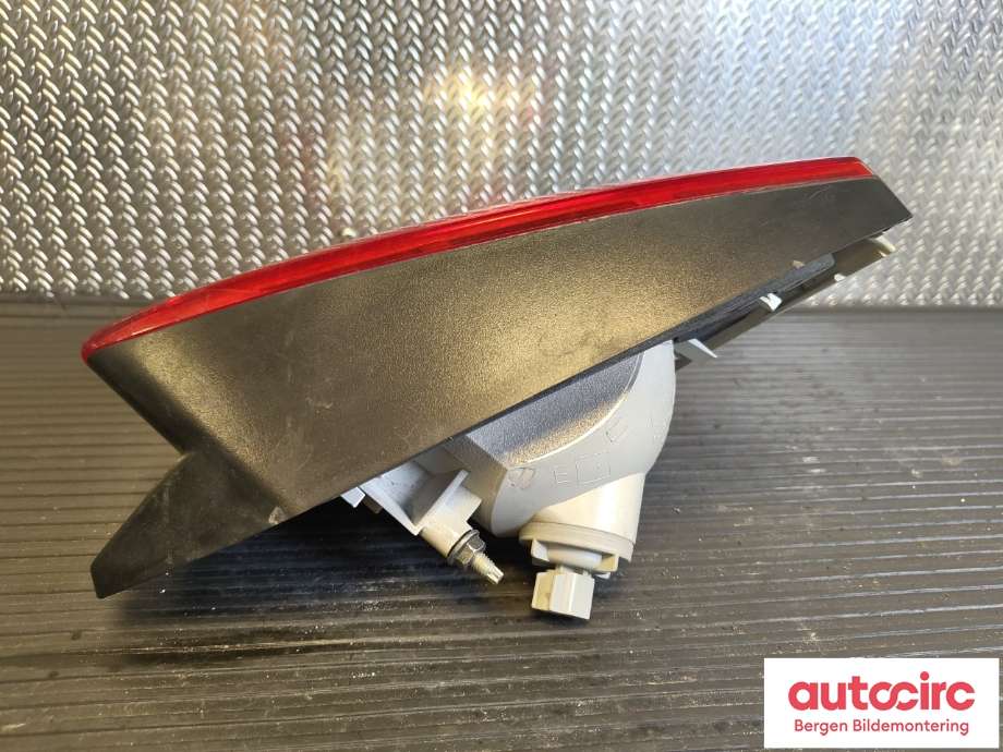 Baklykt venstre indre til Ford Kuga 2008-2012 (Type I)  (|8V41-13A603-AD)