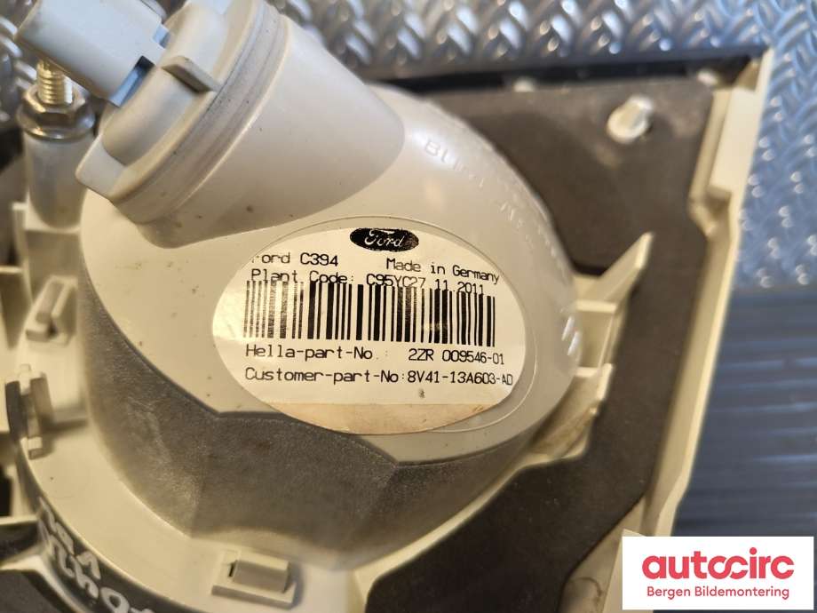 Baklykt venstre indre til Ford Kuga 2008-2012 (Type I)  (|8V41-13A603-AD)