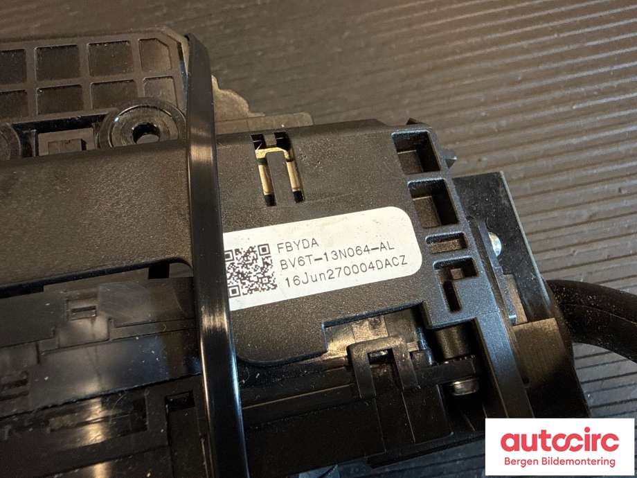 Bryter combi til Ford Focus 2014-2018 (Type III, Fase 2)  (FORD|AV6T-6475-AD|1883869|1900224)