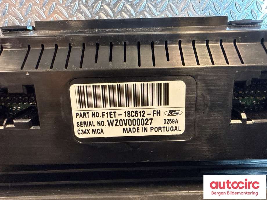Varmeapparat betjening til Ford Focus 2014-2018 (Type III, Fase 2)  (FORD|2141296|F1ET-18C612-FJ|)
