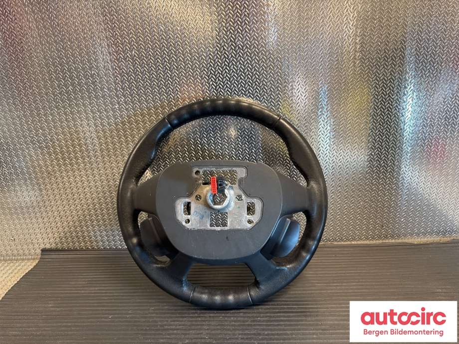 Ratt til Ford Focus 2014-2018 (Type III, Fase 2)  (FORD|5316216|BM51-3600-SF3ZHE|)