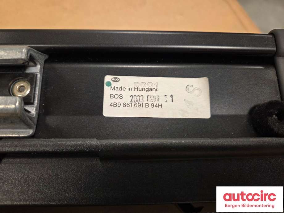 Bagasjerom hundegitter til Audi A6 1997-2001 (Type II, Fase 1) (C5) (C5) (Audi|4B9861691B|)