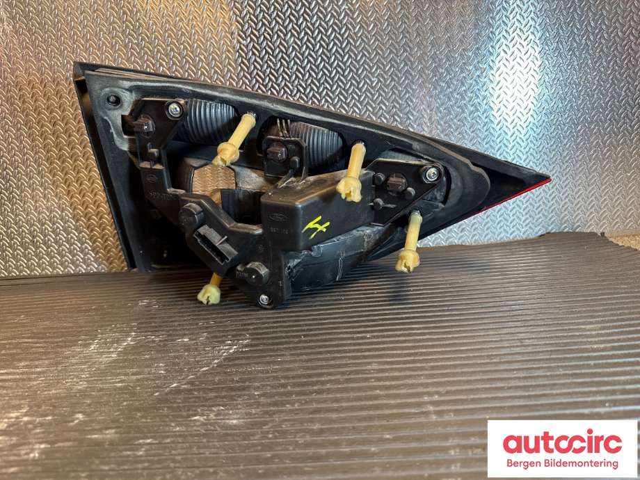 Baklykt høyre indre til Ford Galaxy 2007-2010 (Type III, Fase 1) (FORD|1444599|6M21-13A602-FB|)