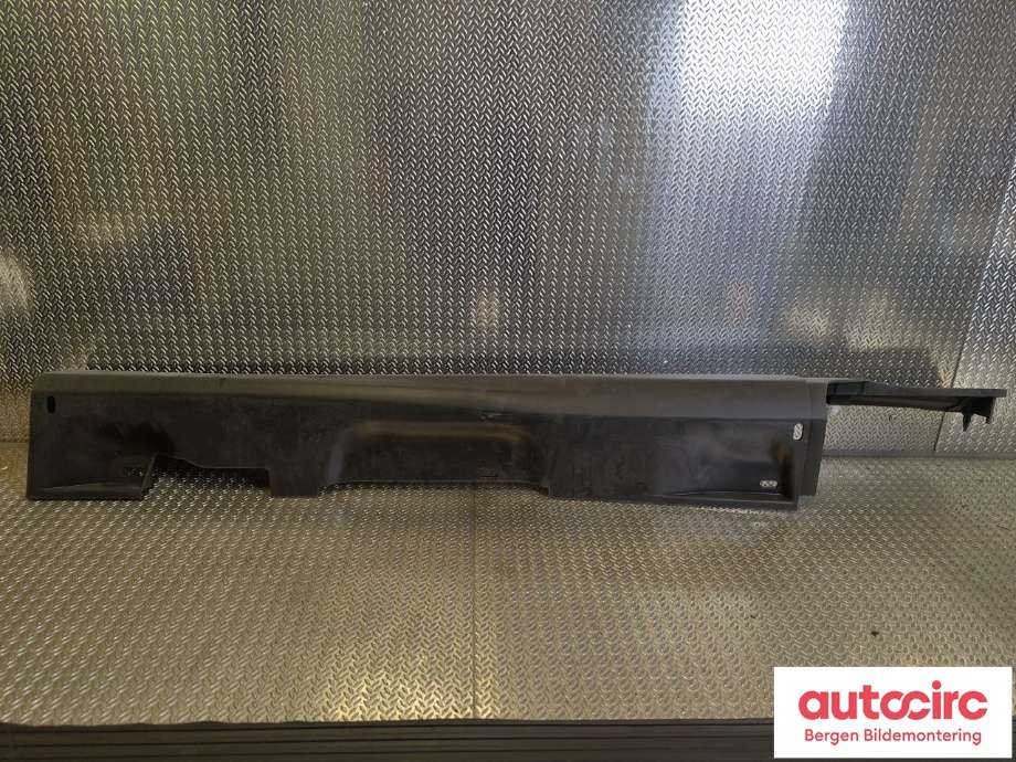 Kanalskjørt høyre til Ford C-Max 2015-2019 (Type II, Fase 2) (1800592|AM51-U10154-AD|)