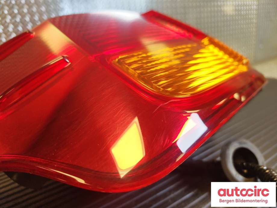 Baklykt venstre til Toyota RAV4 2013-2015 (Type IV, Fase 1) (TOYOTA|8156142170|8156142171|)