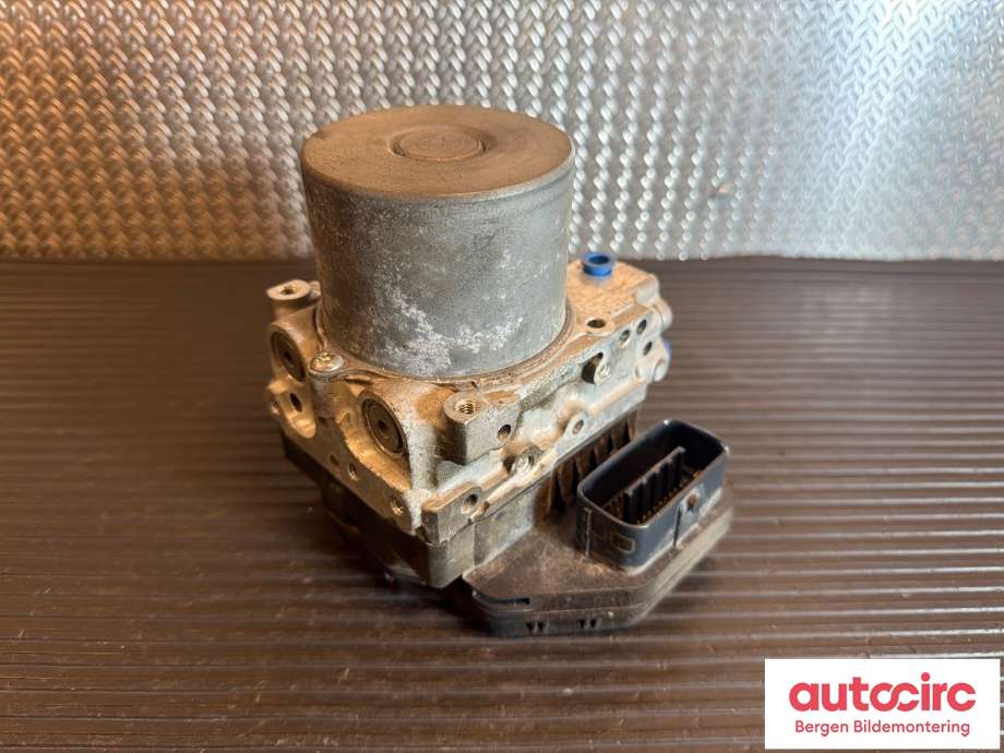 ABS sentral til Toyota RAV4, 2013-2015 (Type IV, Fase 1) (TOYOTA|4405042670)