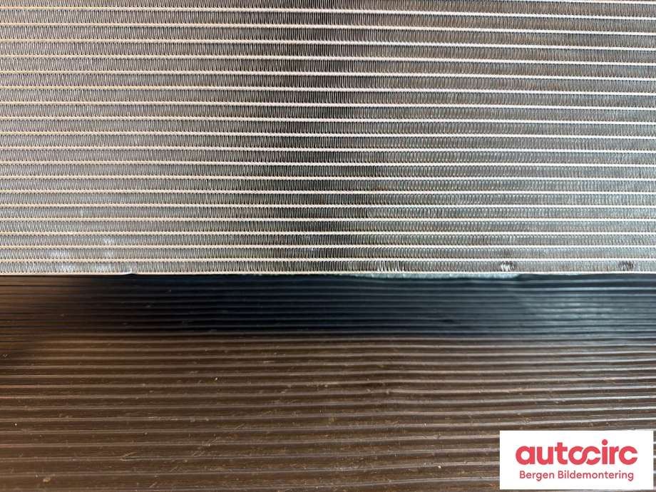 Radiator (automat gir) til Volvo V90 / V90 CC / S90 2016-->> (VOLVO|32224829|)