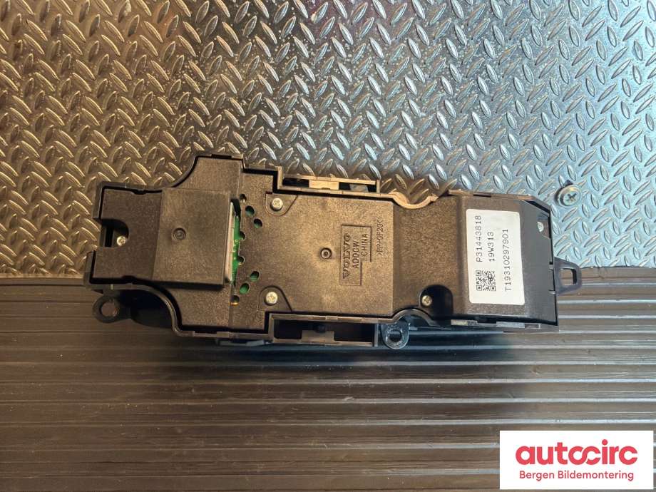 Bryter start/stopp til Volvo V90 / V90 CC / S90 2016-->>  (VOLVO|31443818|)