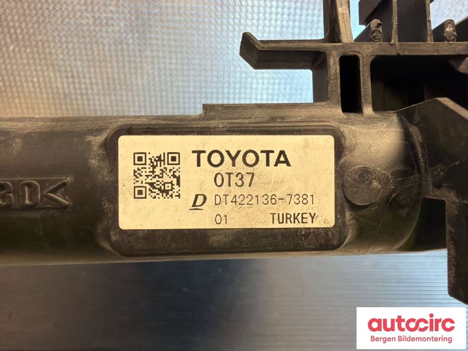 Radiator (automat gir) til Toyota C-HR 2016-->>  (TOYOTA|164000T371|)
