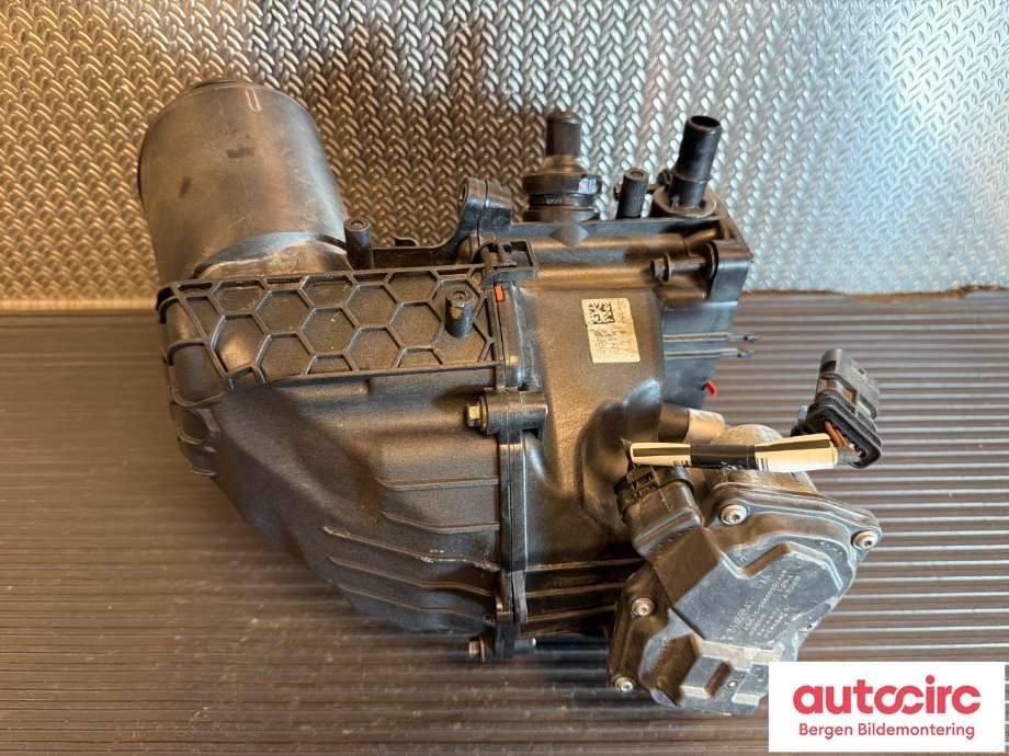 Spjeldhus til Volvo V90 / V90 CC / S90 2016-->>  (VOLVO|31459842|32222584|)