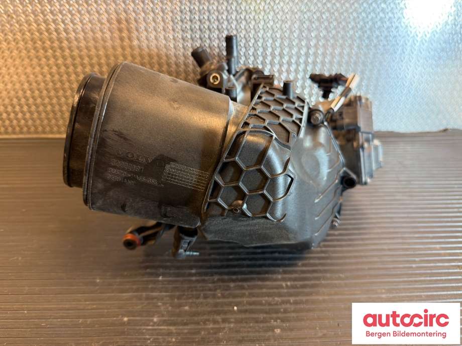 Spjeldhus til Volvo V90 / V90 CC / S90 2016-->>  (VOLVO|31459842|32222584|)