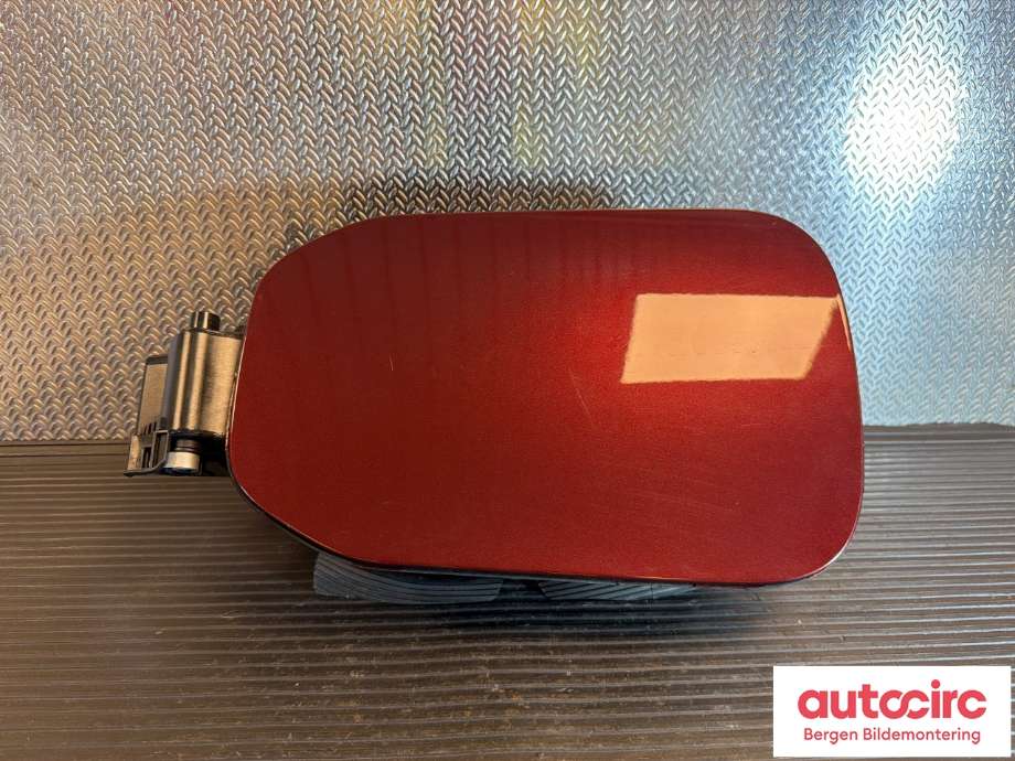 Batterilader inntak/luke til BMW iX3 2021-->> (BMW|51 17 7 953 719|51 17 7 953 712|)