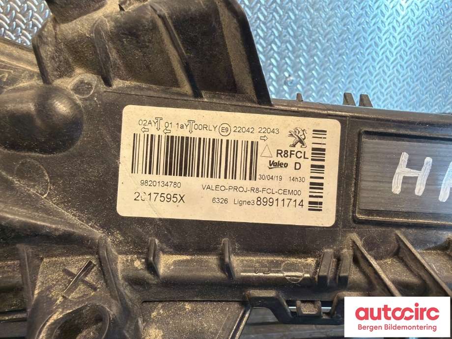 Tåkelykt høyre foran til Peugeot 508 2018-->> (Type II)  (PEUGEOT|16 380 377 80|)