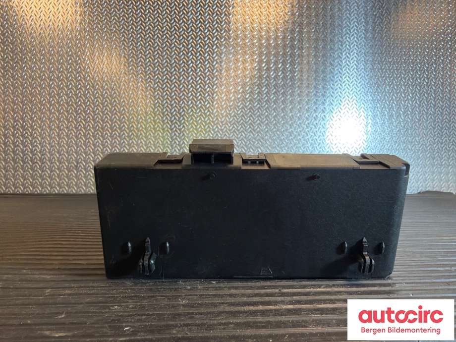 Styreenhet elektrisk bakluke til BMW iX3 2021-->>  (BMW|61 35 5 B52 9E3|61 35 5 A74 B09|61 35 5 A53 D07)