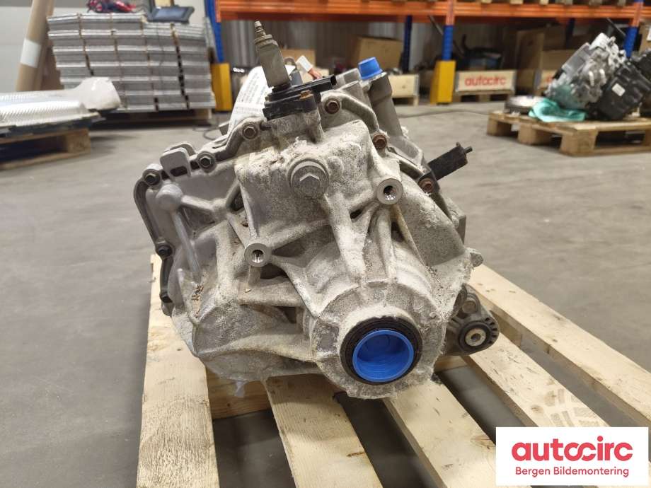 Motor elbil foran til Ford Focus 2014-2018 (Type III, Fase 2)  (FORD|2278562|H1F8-14B280-CC|)