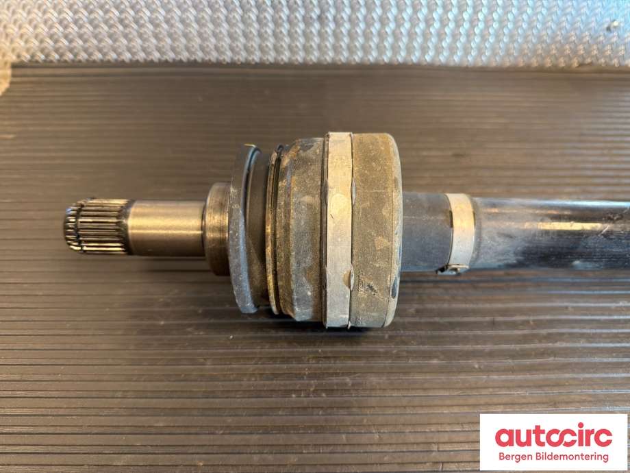Drivaksel venstre bak, elbil til BMW iX3 2021-->>  (BMW|33 20 5 A7E D85|33 20 5 A0F 0A7|)