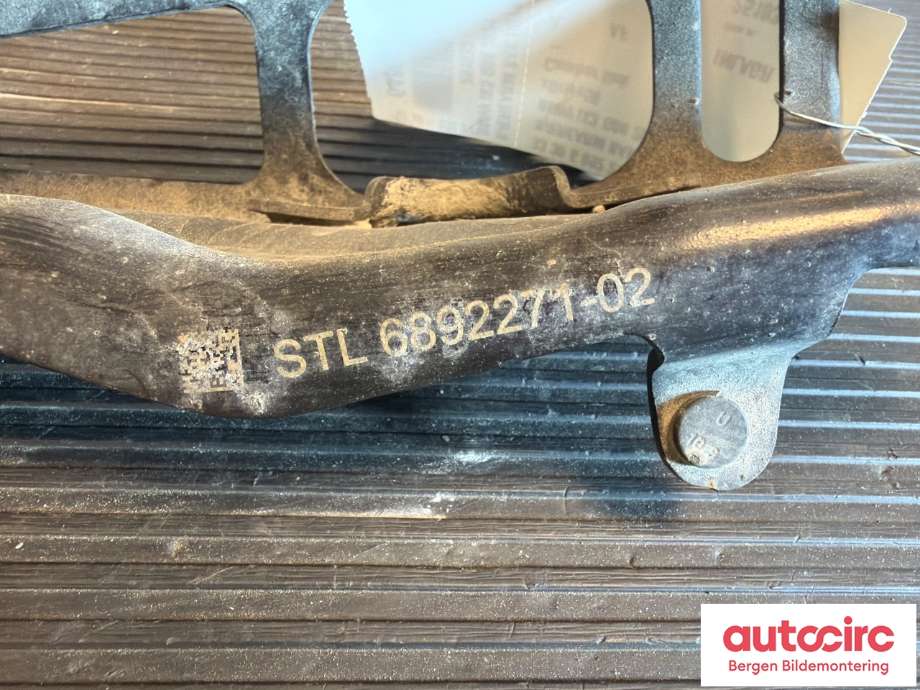 Bærebru høyre bak til BMW iX3 2021-->>  (BMW|33 30 6 892 271|)