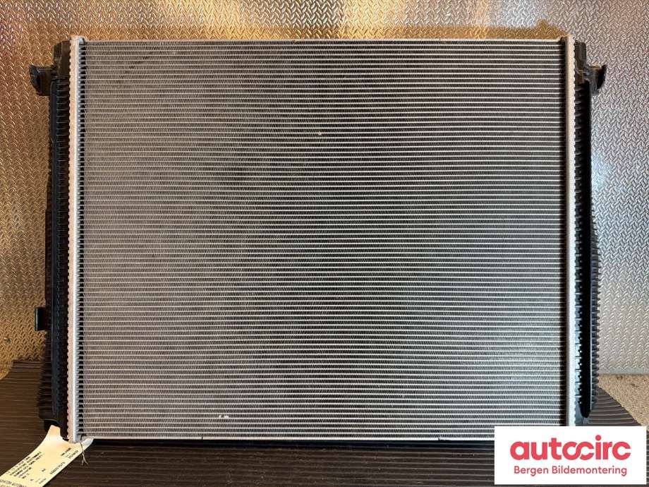 Radiator (automat gir) til BMW iX3 2021-->>  (BMW|17 11 9 452 580|)