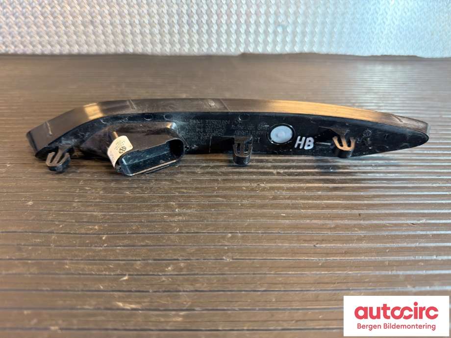 Refleksplate til VW ID.3 2020-->>  (VOLKSWAGEN|10B 945 702|)