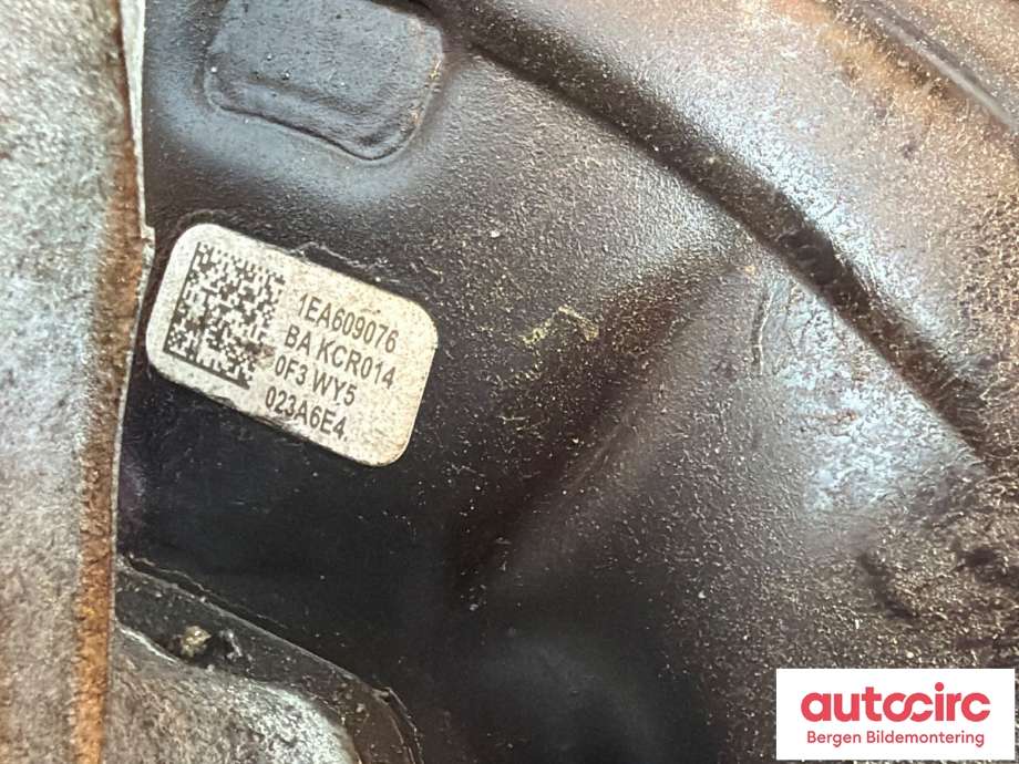 Hjulspindel høyre bak til VW ID.3 2020-->>  (VOLKSWAGEN|1EA 505 434 N|)