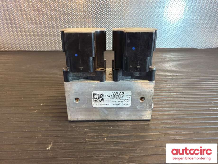 Diverse deler til VW ID.3 2020-->> (VOLKSWAGEN|1EA 816 701 D|1EA 816 701 E|)