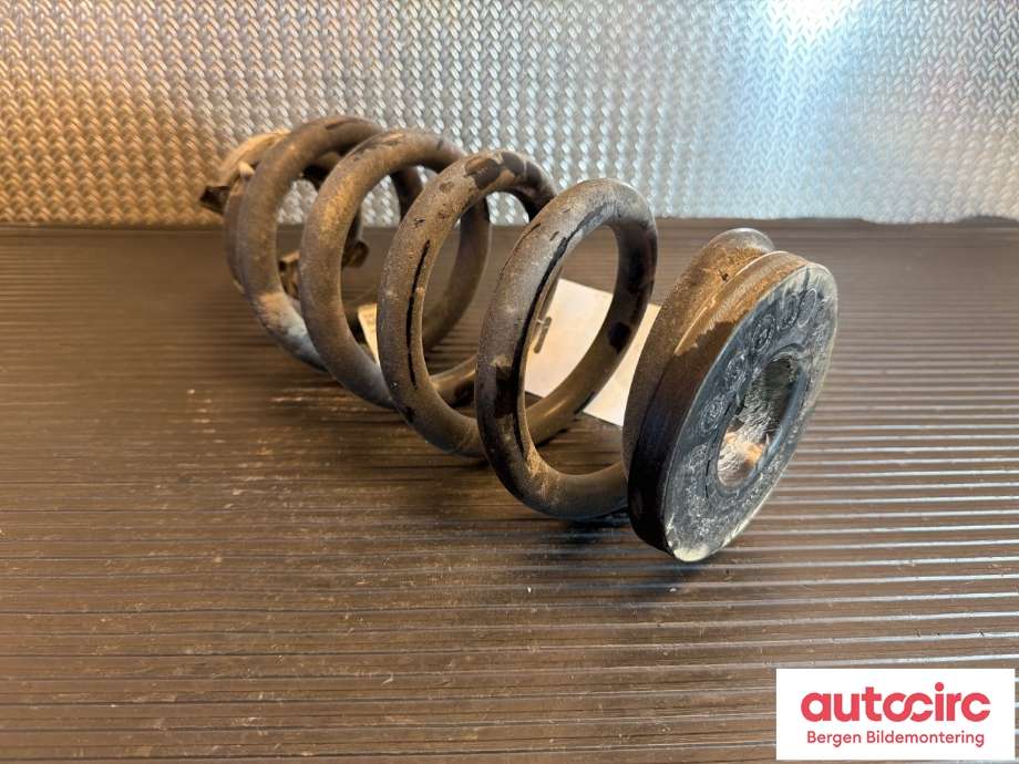 Fjær bak spiralfjær til VW ID.5 2022-->> (VOLKSWAGEN|1EA 511 103 H|)