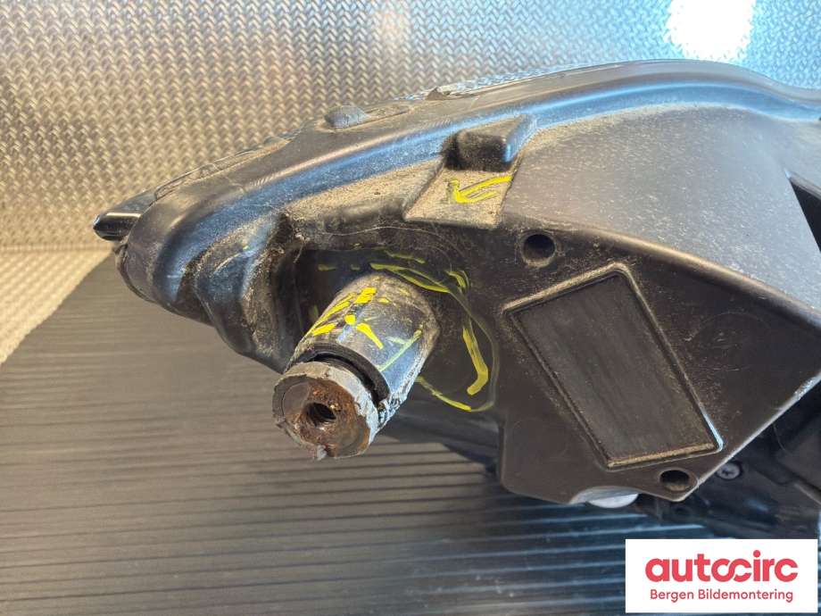 Frontlykt venstre halogen til Jaguar I-PACE 2018-->> (JAGUAR|T4K10166|T4K19704|J9D313W030EB)