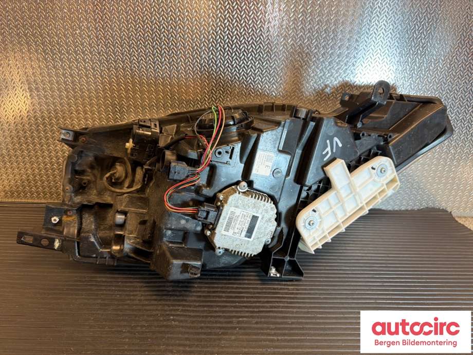 Frontlykt venstre halogen til Nissan Leaf 2011-2017 (Type I) (NISSAN|260603NL5A|)