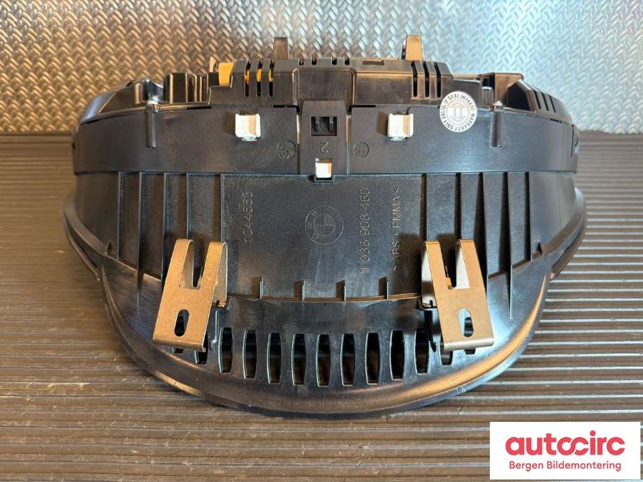 Instrumentpanel til BMW X4 2014-2018 (F26) (F26) (BMW|62 10 8 795 224|)