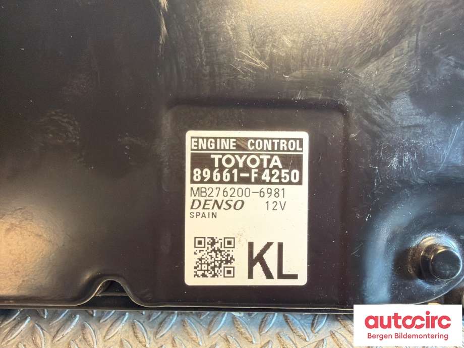 Styreenhet motor til Toyota C-HR 2016-->> (TOYOTA|89661F4250|)